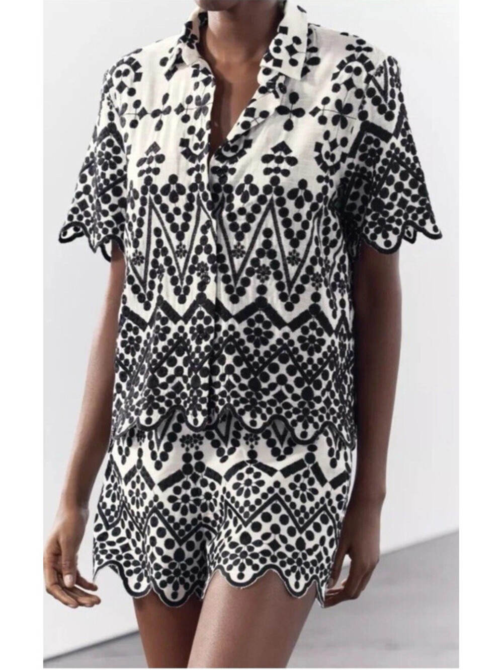 ZARA SS24 Co-rd Set M Embroidered Button Down Shirt Shorts White Black